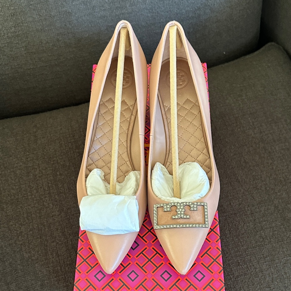 Brand New with Box Tory Burch Blush Pink Heels with Embellished Logo -6